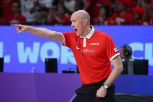 媒体人：富永启生被锁日本基本就彻底哑火 霍瓦斯时代已到尽头？