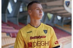 意媒：莱切出售主力前锋克尔斯托维奇，卡马达有望在首轮意甲首发