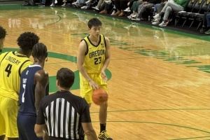 状态不佳！林葳半场替补出战6分钟 3投0中&罚球2中1得1分1犯0失误图片